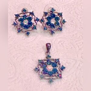 Earrings and Pendant Set
Royal Blue Snowflake with Clear Crystal Center